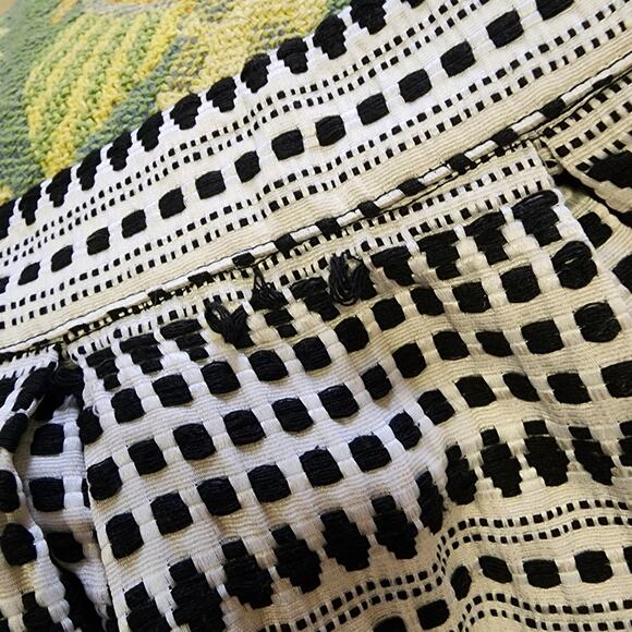 Francesca's Miami A Line Woven Skirt - Picture 4 of 4